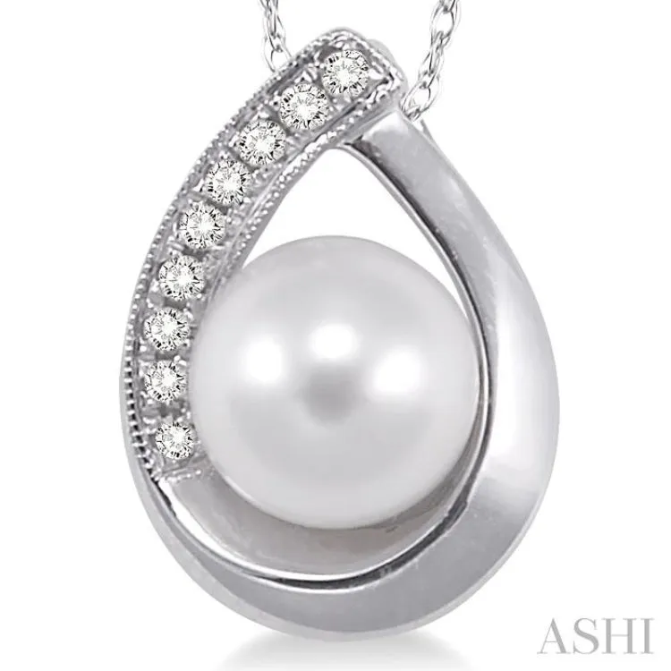 6.5MM Cultured Pearl and 1/20 Ctw Round Cut Diamond Pendant in 10K White Gold with Chain