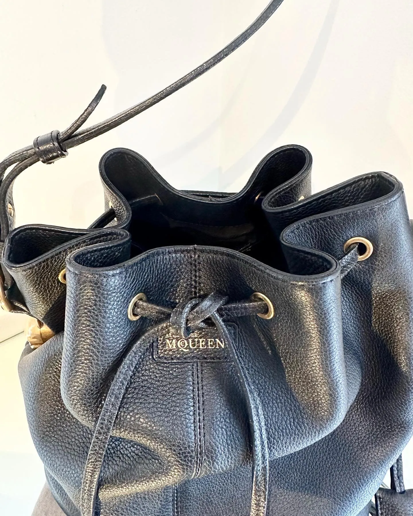 ALEXANDER MCQUEEN Padlock Skull Leather Bucket Bag