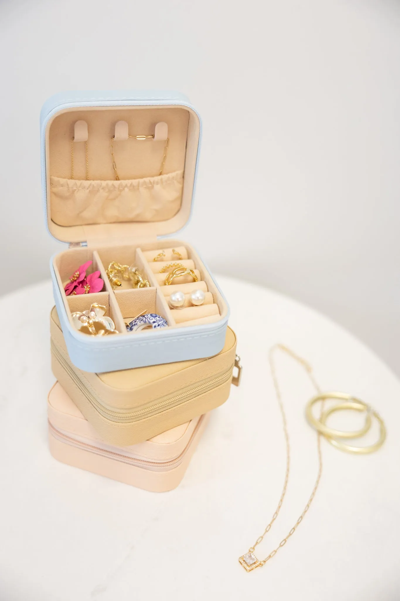 All Together Now Light Blue Travel Jewelry Case