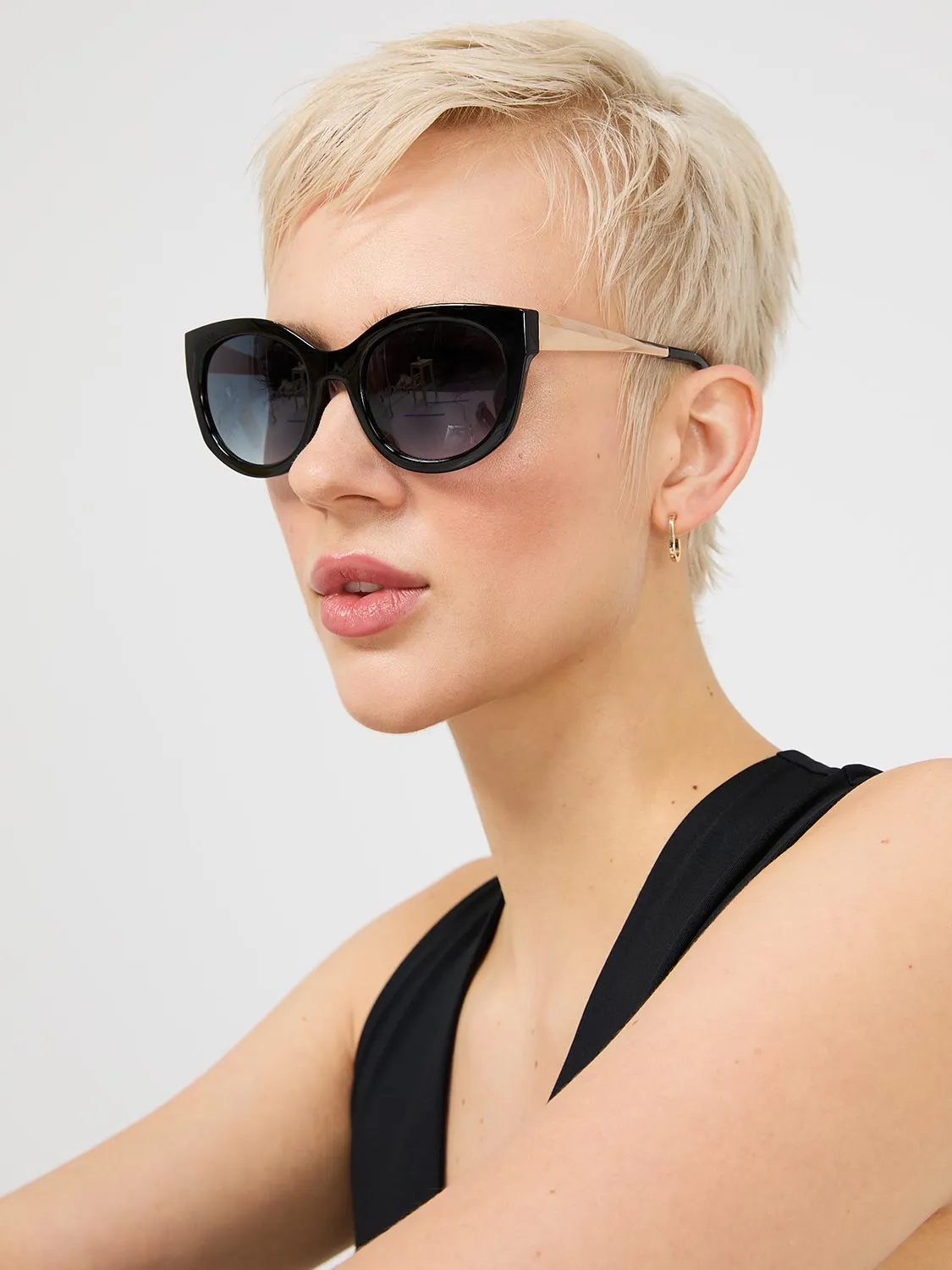 Cat Eye Sunglasses With Metal Details