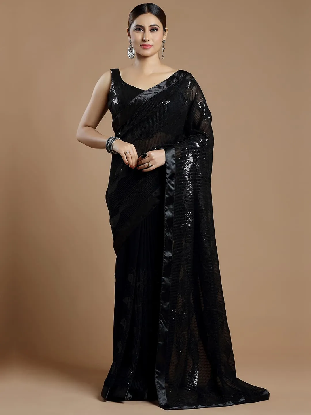 Gorgeous Black Wavy Georgette Saree With Sequins