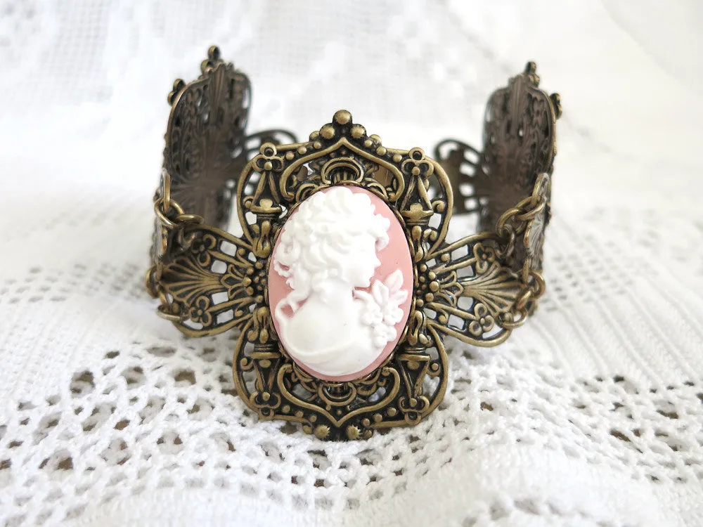 Gorgeous Pink Cameo Bracelet