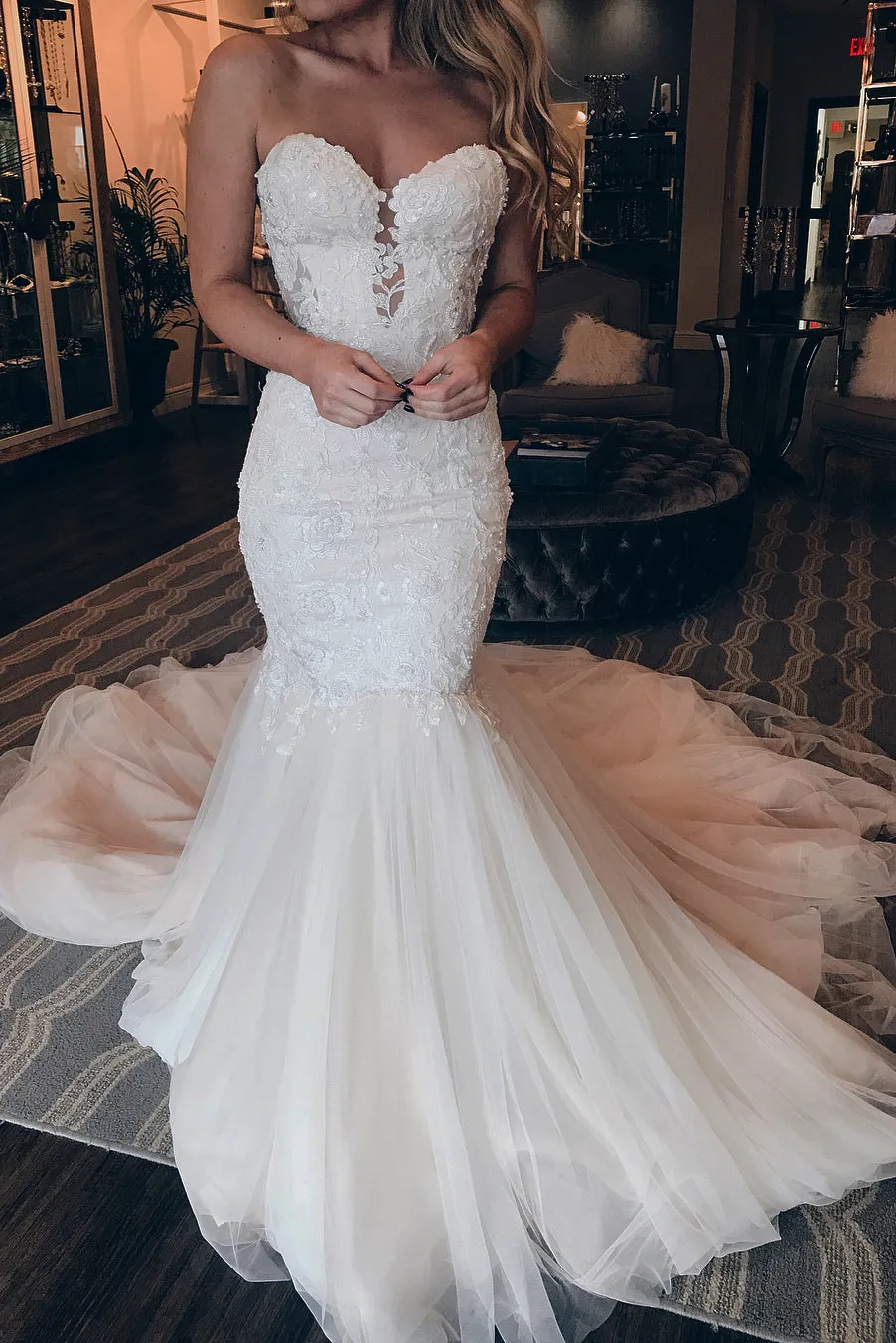 Gorgeous Strapless Lace Sweetheart Mermaid Wedding Dresses