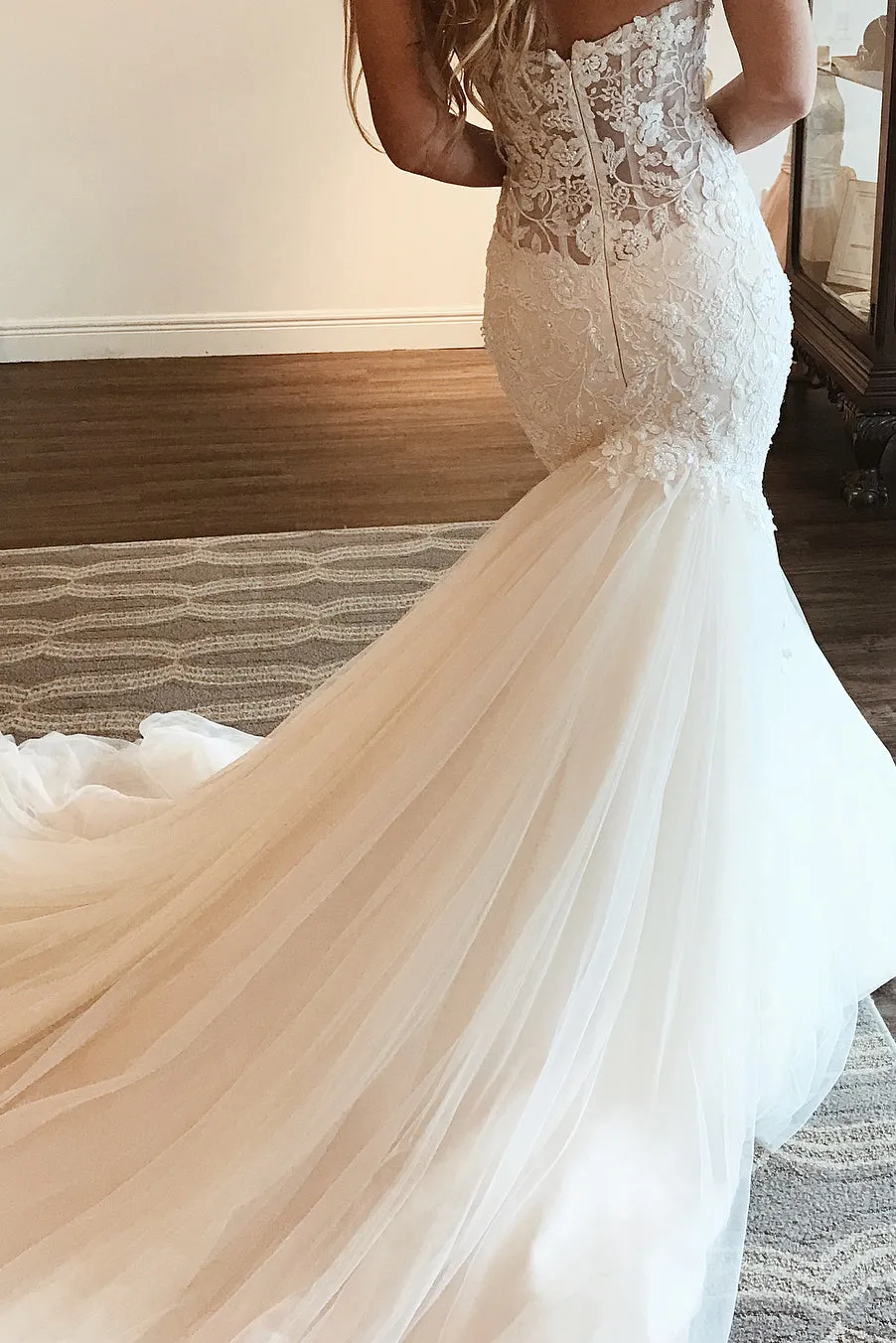 Gorgeous Strapless Lace Sweetheart Mermaid Wedding Dresses