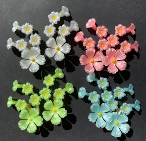 Gorgeous Vintage Shimmery Flowers Clip On Earrings