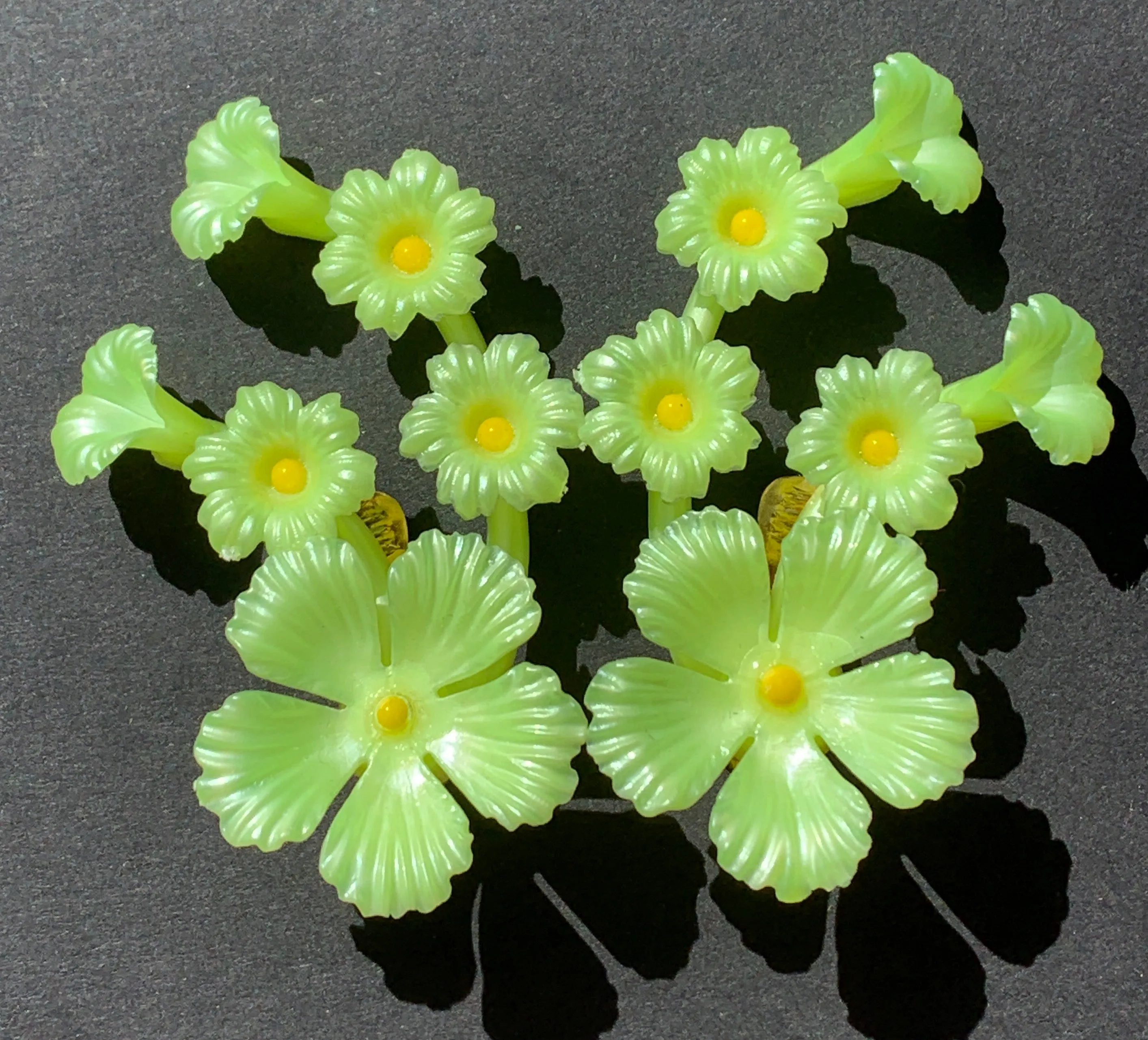 Gorgeous Vintage Shimmery Flowers Clip On Earrings