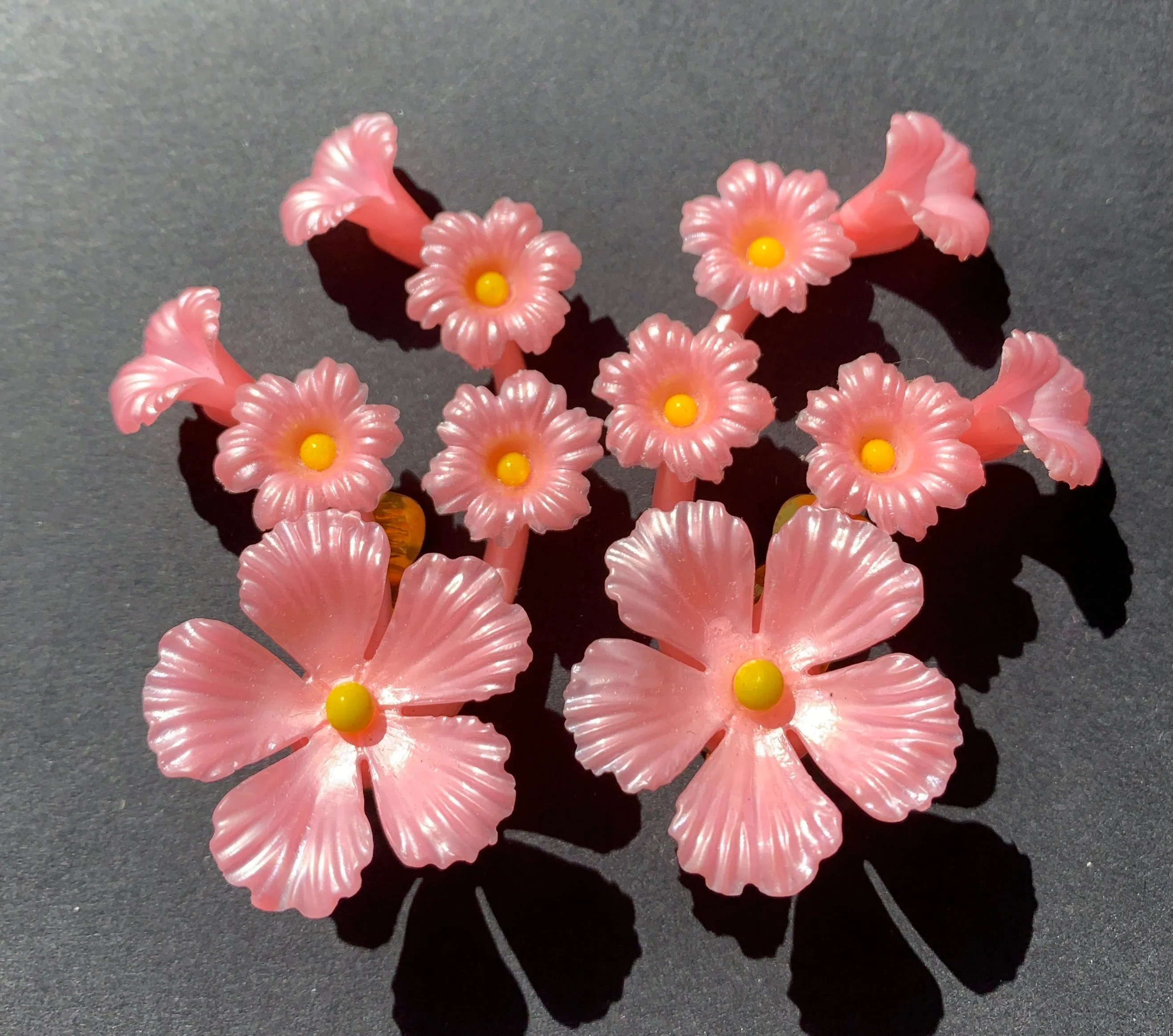 Gorgeous Vintage Shimmery Flowers Clip On Earrings