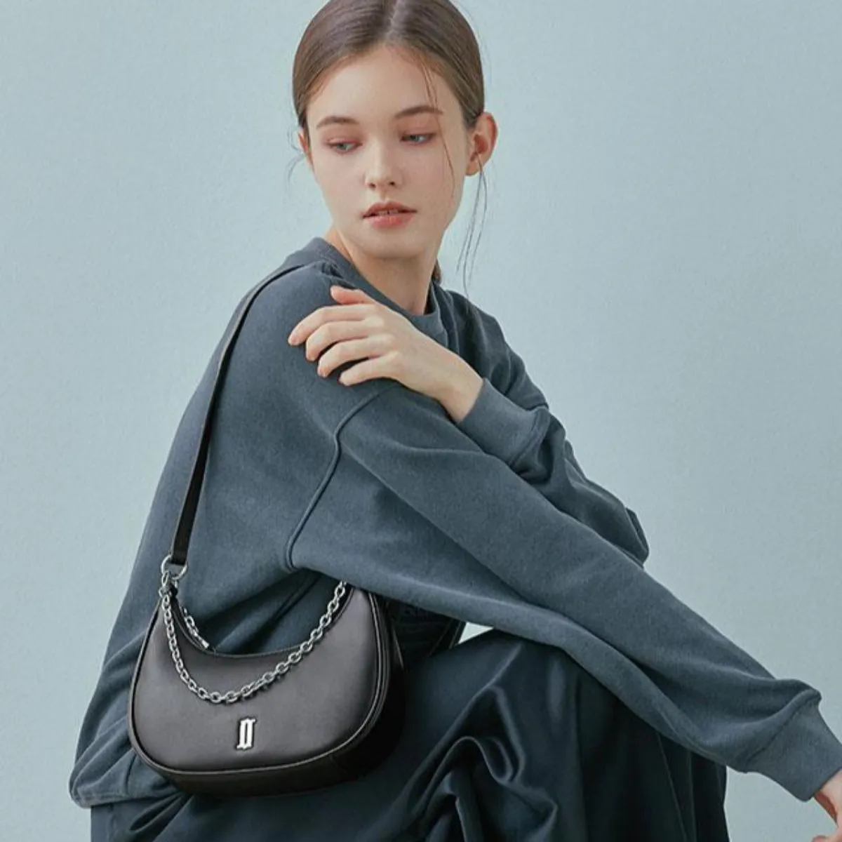 J.ESTINA BENEE SM hobo bag black shoulder bag, cross bag / from Seoul, Korea