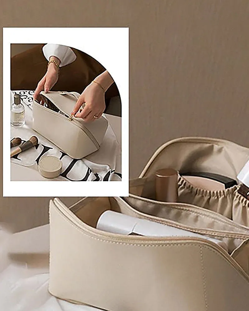 Large capacity travel cosmetic bag