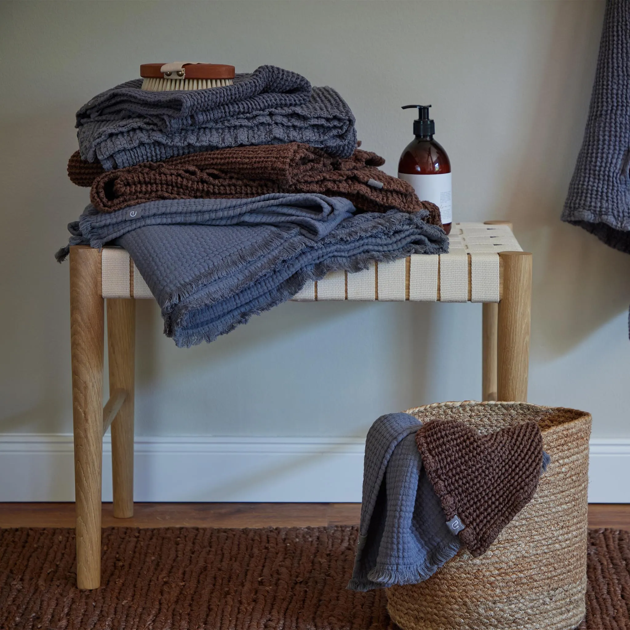 Ovelha Linen Cotton Towel [Dark walnut]