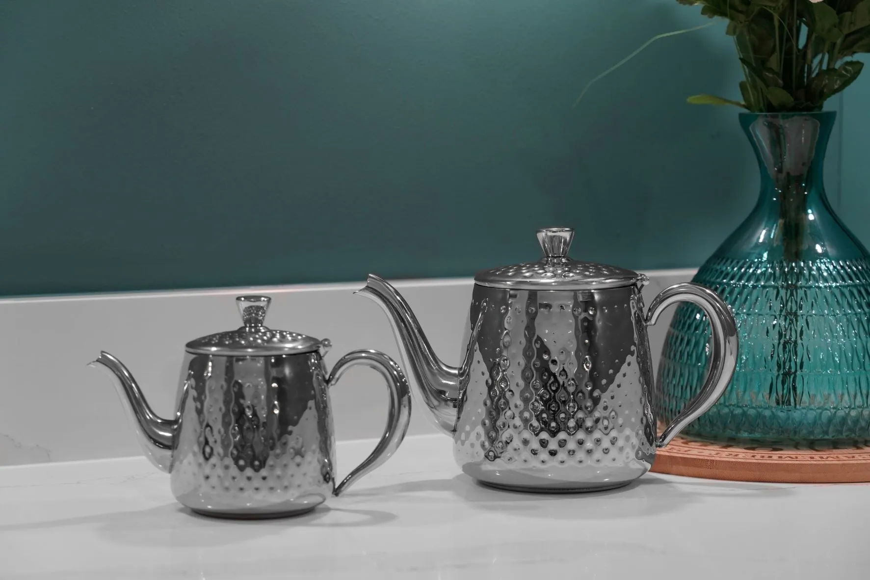 Sandringham 1.35L Teapot, Hammered Stainless Steel