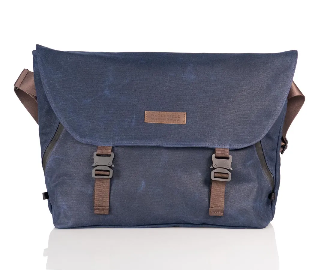 Vitesse Messenger Bag